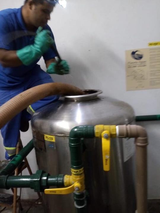 Manutenção filtro central de água